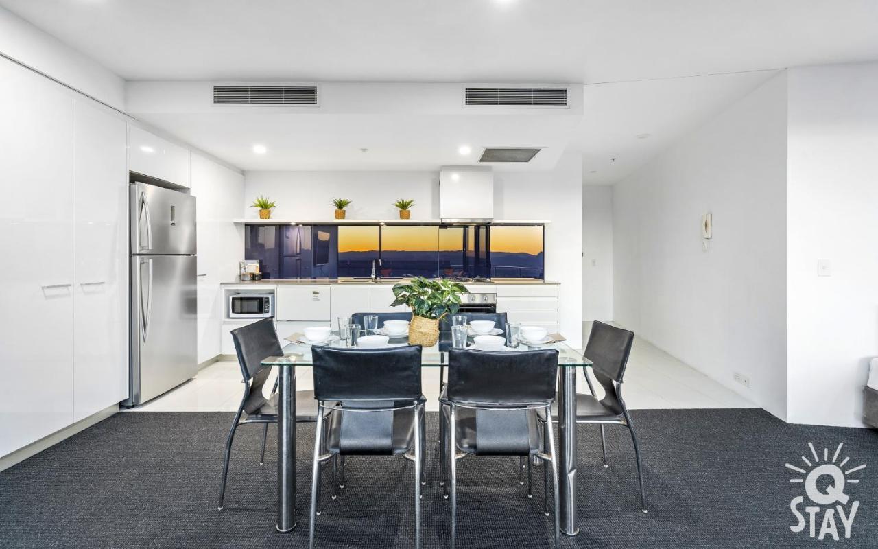 Circle On Cavill Surfers Paradise Mid Week Madness Deal - Q Stay Gold Coast Exterior photo