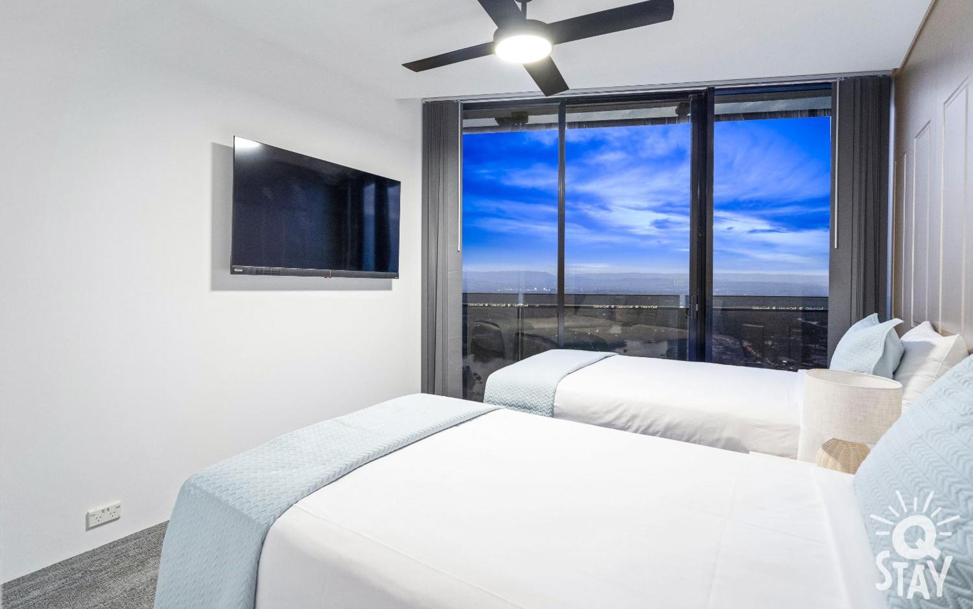 Circle On Cavill Surfers Paradise Mid Week Madness Deal - Q Stay Gold Coast Exterior photo