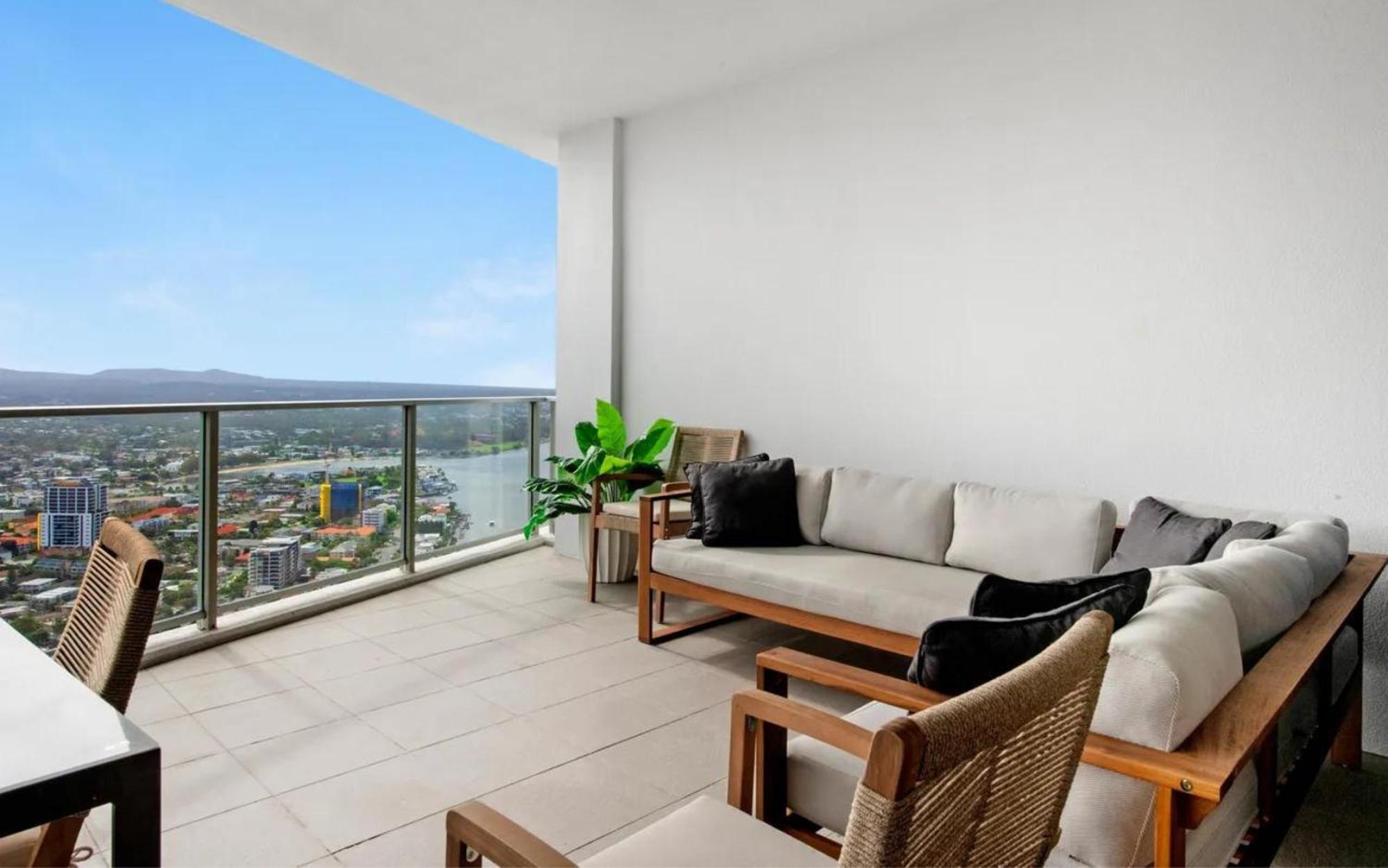 Circle On Cavill Surfers Paradise Mid Week Madness Deal - Q Stay Gold Coast Exterior photo