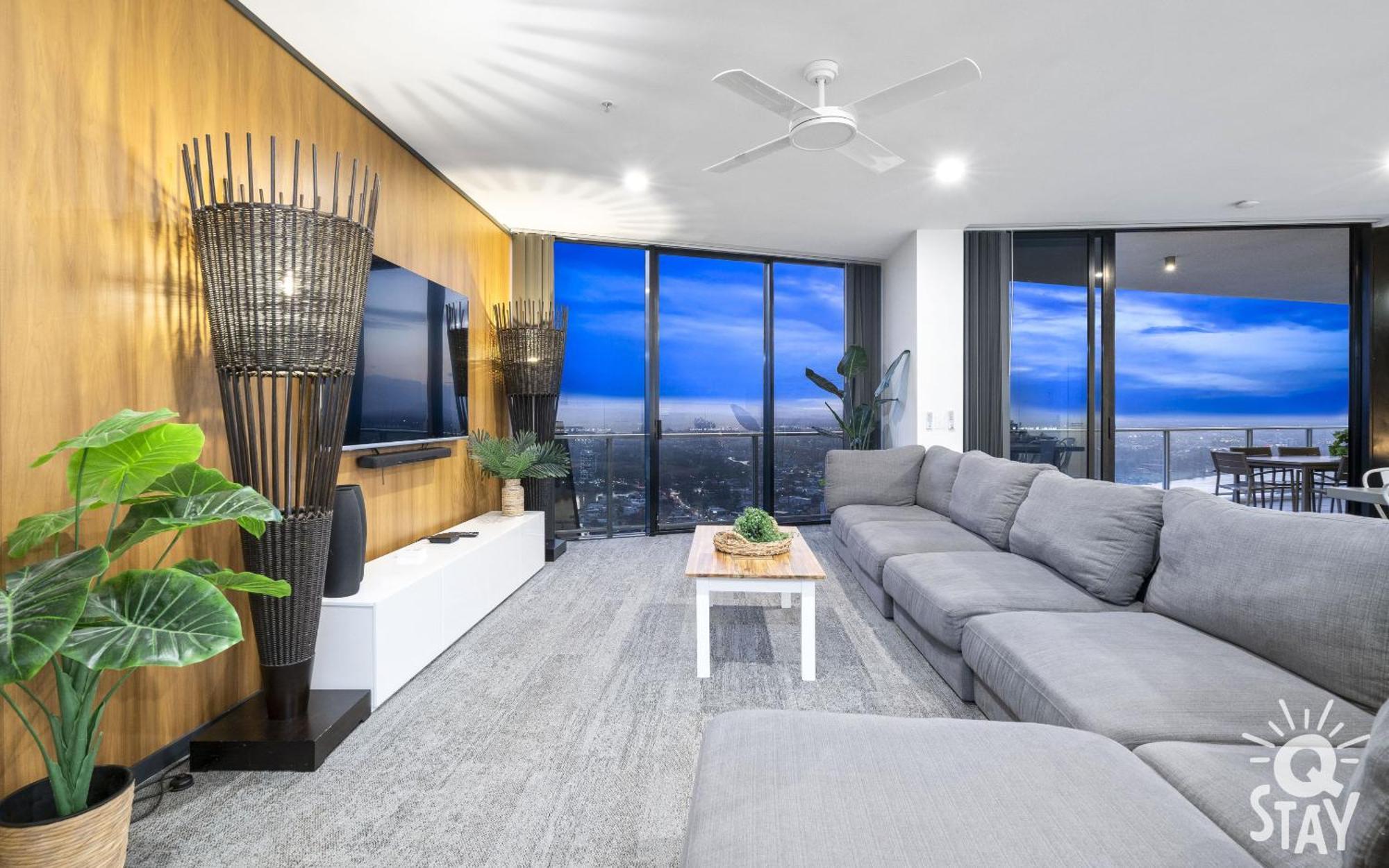 Circle On Cavill Surfers Paradise Mid Week Madness Deal - Q Stay Gold Coast Exterior photo