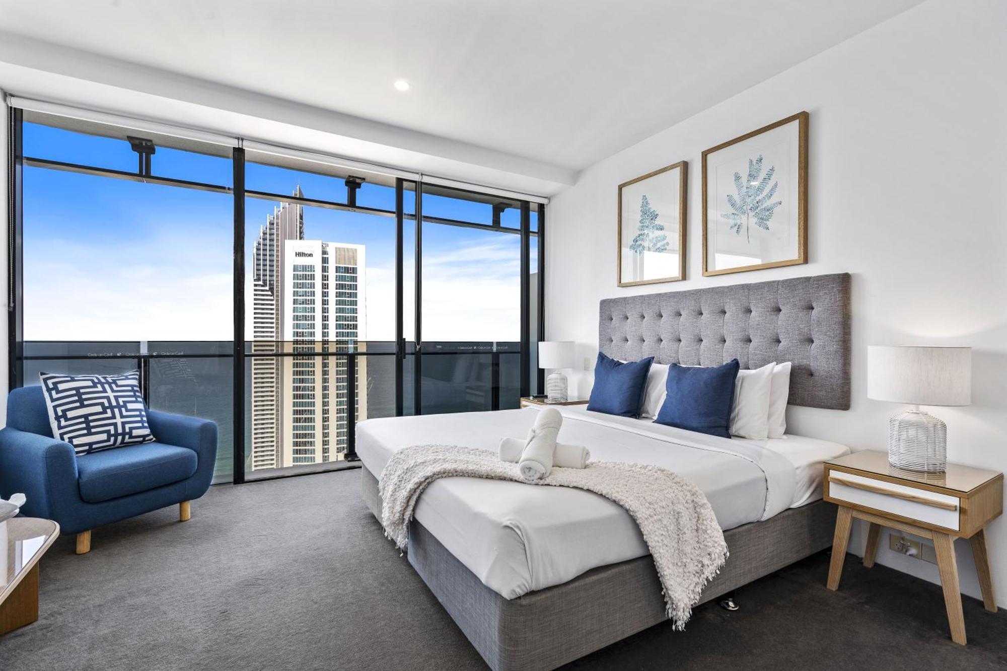 Circle On Cavill Surfers Paradise Mid Week Madness Deal - Q Stay Gold Coast Exterior photo