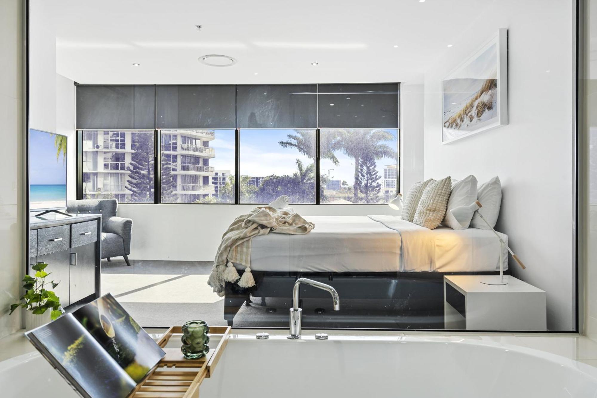Circle On Cavill Surfers Paradise Mid Week Madness Deal - Q Stay Gold Coast Exterior photo