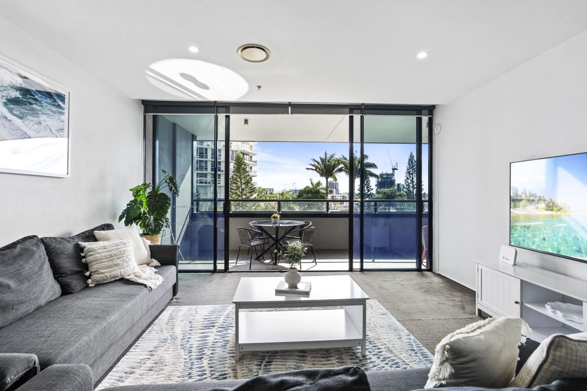 Circle On Cavill Surfers Paradise Mid Week Madness Deal - Q Stay Gold Coast Exterior photo